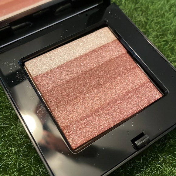 6 items: Huda Beauty, Stila, Violet Voss, Urban Decay, The Balm, Bobbi Brown - Picture 4 of 8